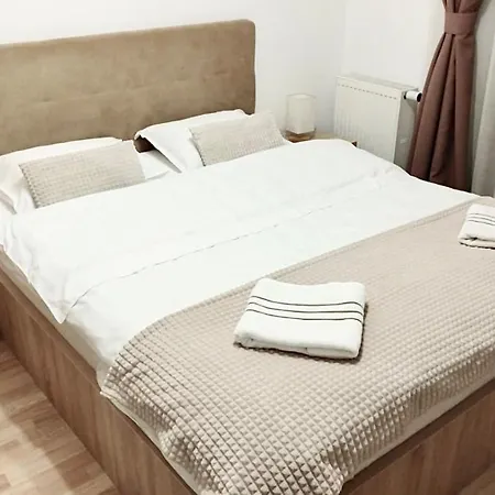 Luxury Mountain View Apartment Brasov