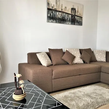 Luxury Mountain View شقة *