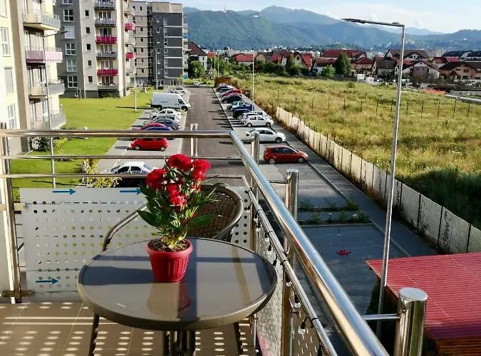 Luxury Mountain View Apartament *